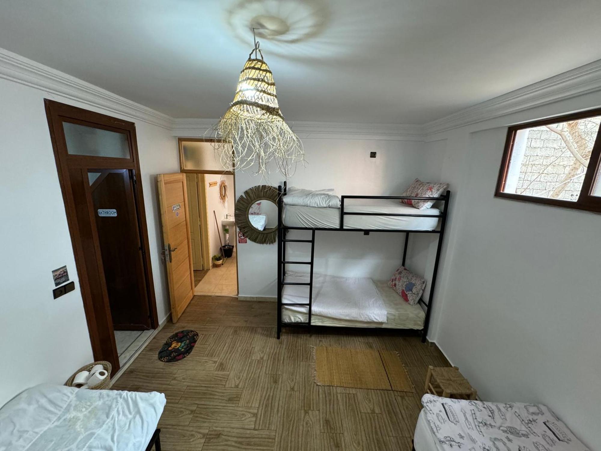 Albergue Jungle Surf House Taghazout Exterior foto
